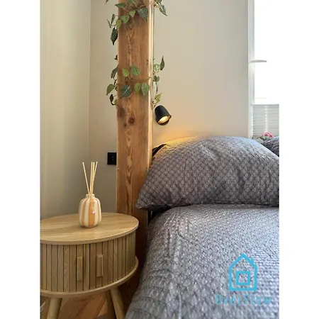 Wild & Free In The Center Of Habitación en casa particular Gdynia